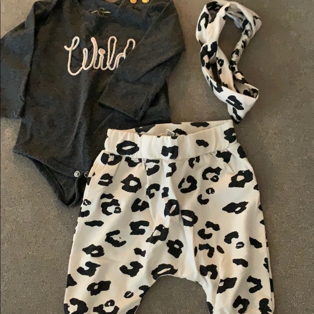 Jessica Simpson baby girl set
